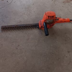 Vintage Black & Decker Electric Hedge Trimmer | Model 8100 13-Inch